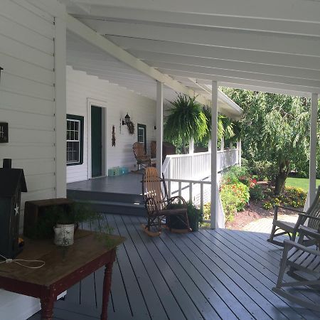 Grapevine House Hotel Winesburg Luaran gambar