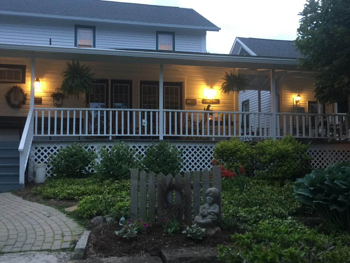 Grapevine House Hotel Winesburg Luaran gambar